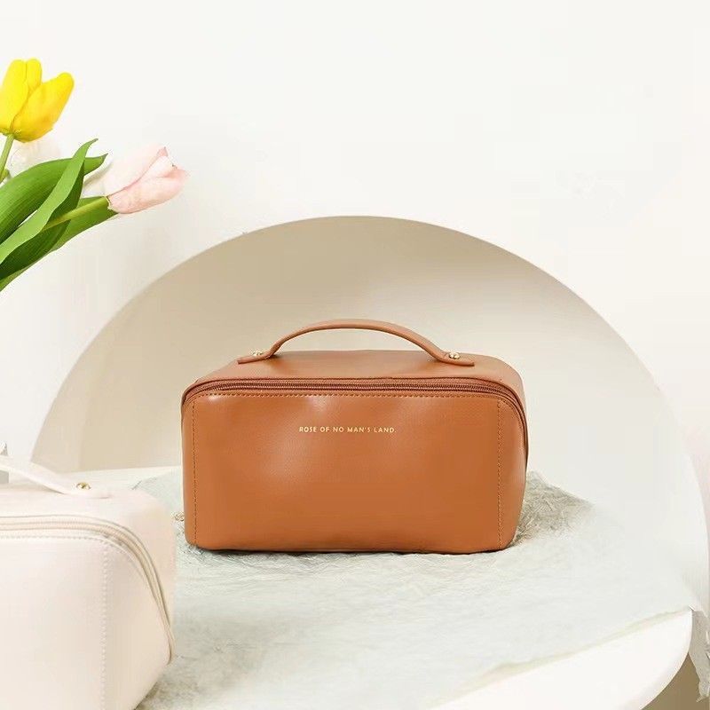 Large-Capacity Multifunctional Makeup Bag
