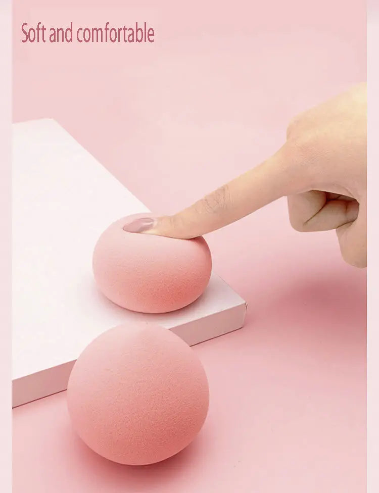 Peach Shaped Makeup Sponge for Wet and Dry Use (1pc)